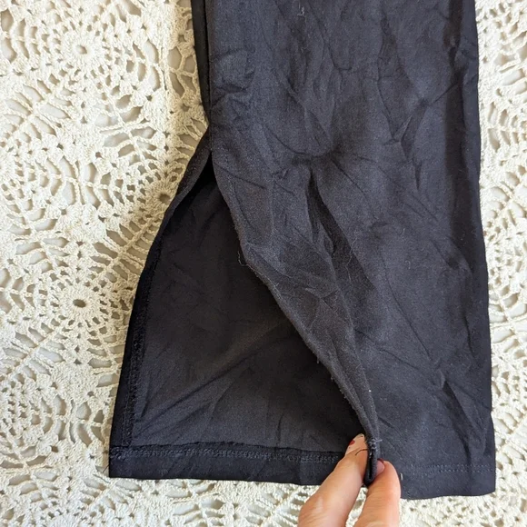 🌈Forever 21 Y2K Flare Slit Leg Stretch Leggings Black Size L - Picture 9 of 9